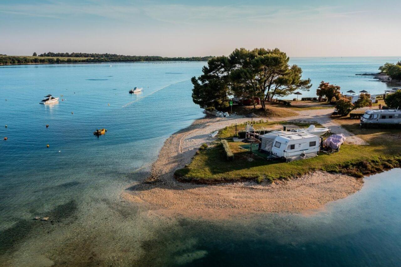 Easyatent Fkk Safari Tent Solaris Naturist - Clothes Free Porec Bagian luar foto